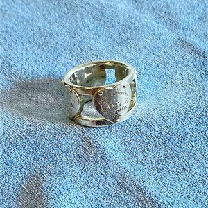 Tiffany Silver Heart band ring